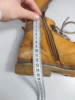 Ботинки Kari кожаные 39 размер