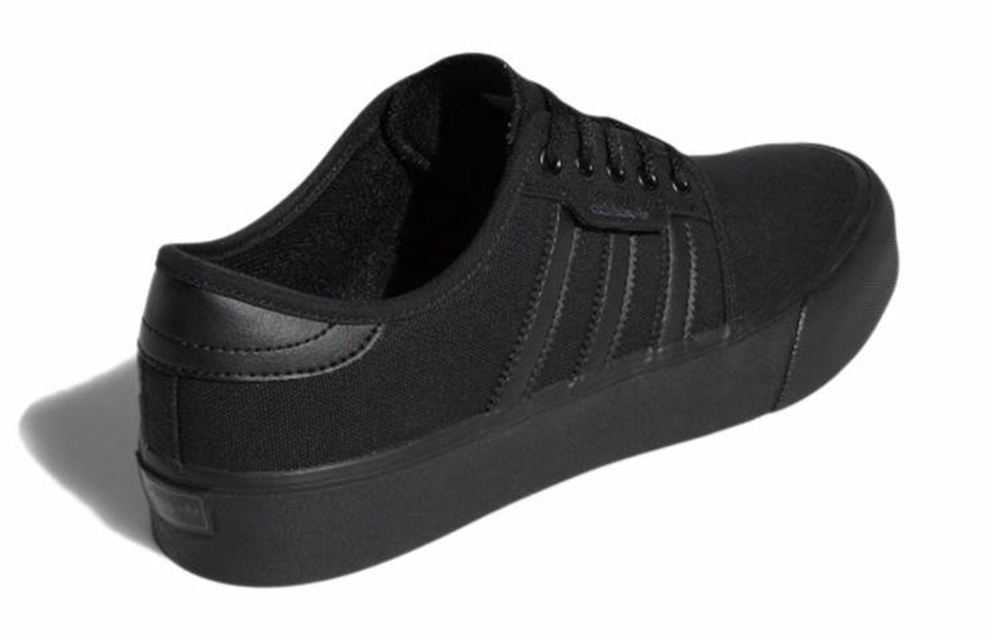 Кроссовки Adidas Originals Seeley Xt