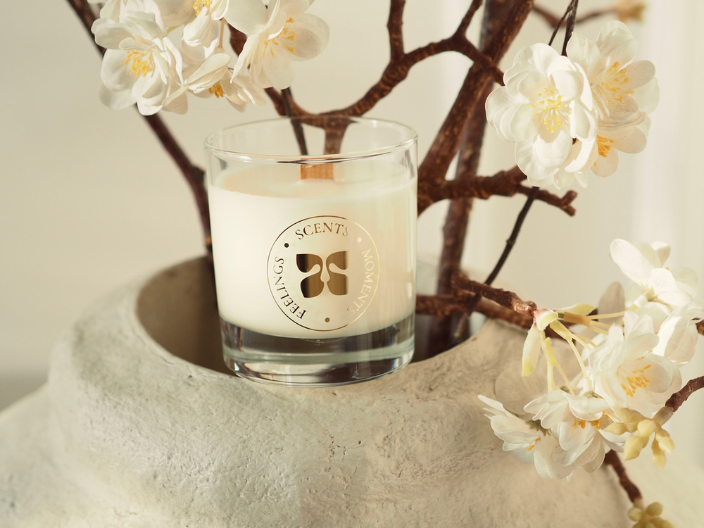 Свеча в стеклянном стакане 320 мл, «Фрезия под дождем»