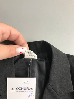 Пиджак для выхода на детский спектакль или юбилей любимой бабушки, на 2-3 года