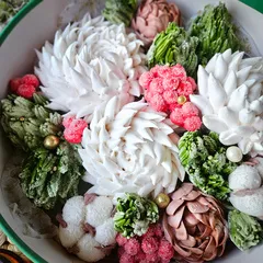 Новогодний зефир круглый «Хризантемы» / 25 см Новогодний зефир круглый «Хризантемы» / 25 см