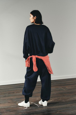 ZARA БРЮКИ-ДЖОГГЕРЫ С ТЕКСТОМ, СИНИЙ