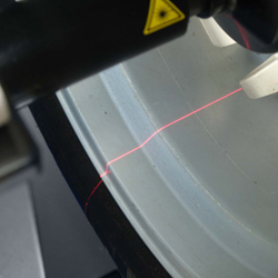 Станок балансировочный ROSSVIK VT-62 NEW (электронная линейка, автостоп, LASER, LED) RAL7016 СЕРЫЙ