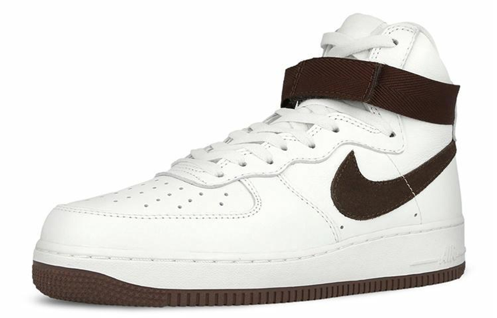 Кроссовки Nike Air Force 1 Retro Qs