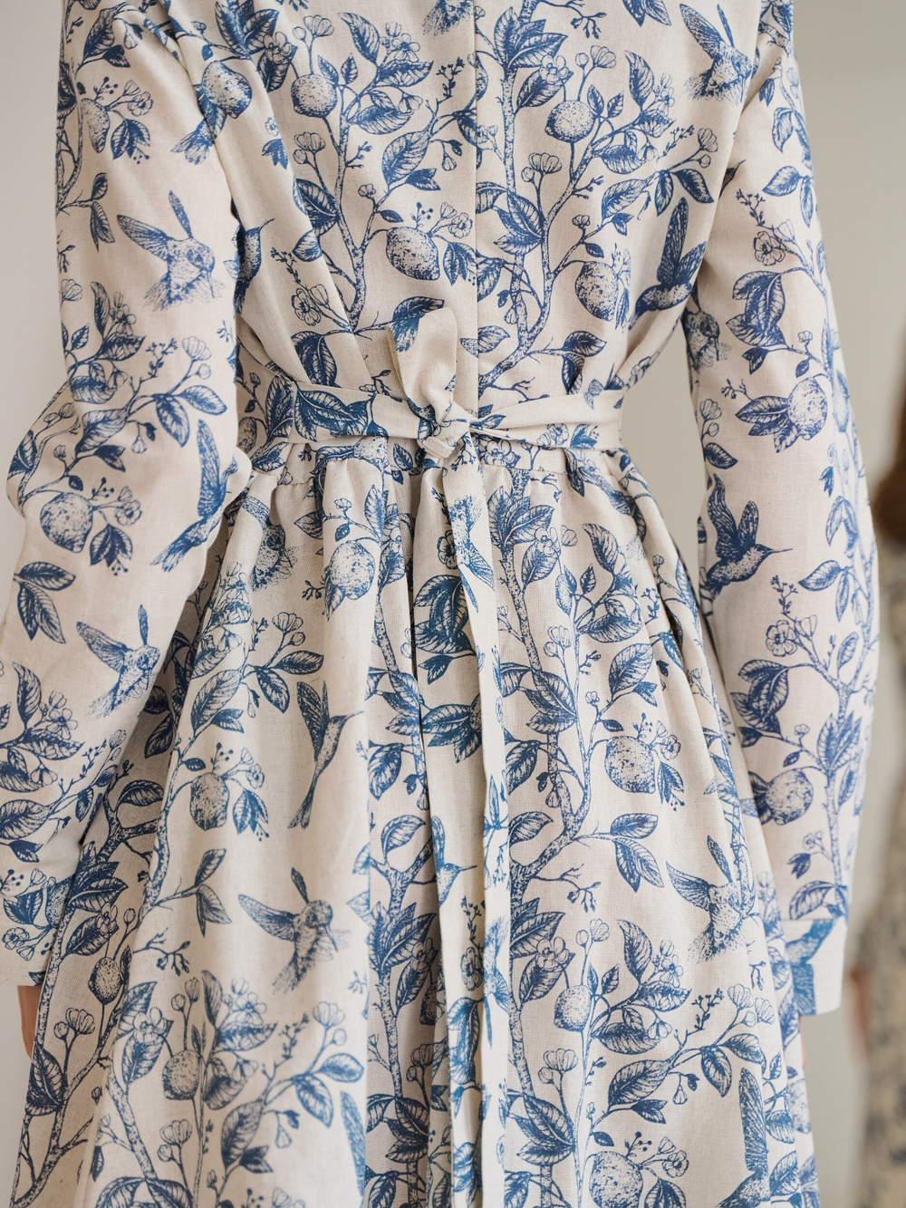 Платье с вшитой манишкой