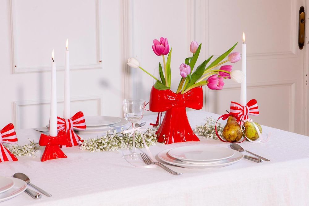 Подсвечник Bow, 11х12х5 см, красно-белый