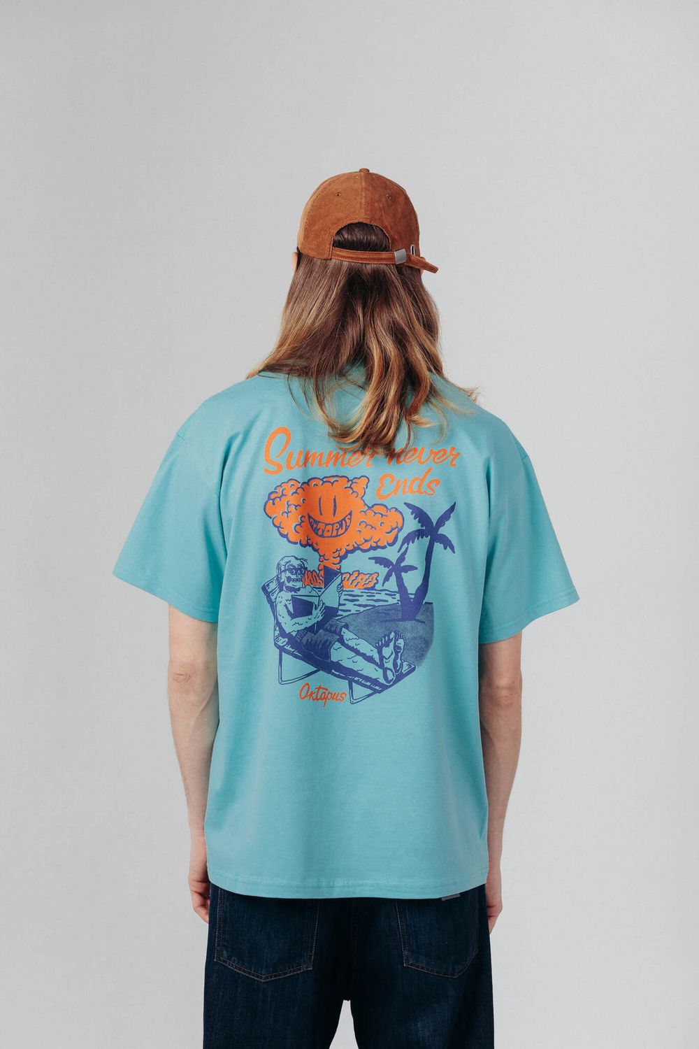 Футболка Summer Never Ends