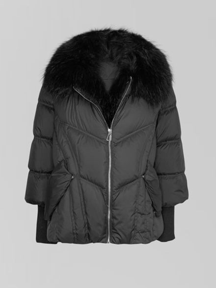 Куртка однотонная на молнии с мехом и широкими резинками на рукавах