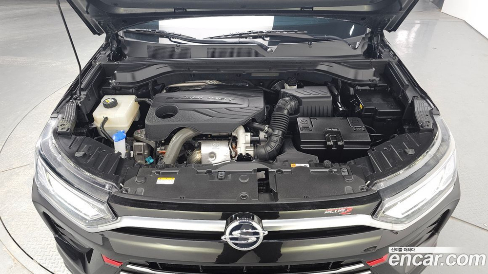 KG Mobility (Ssangyong) Beautiful Korando Бензин 1.5 2WD R-플러스 (04.2022)
