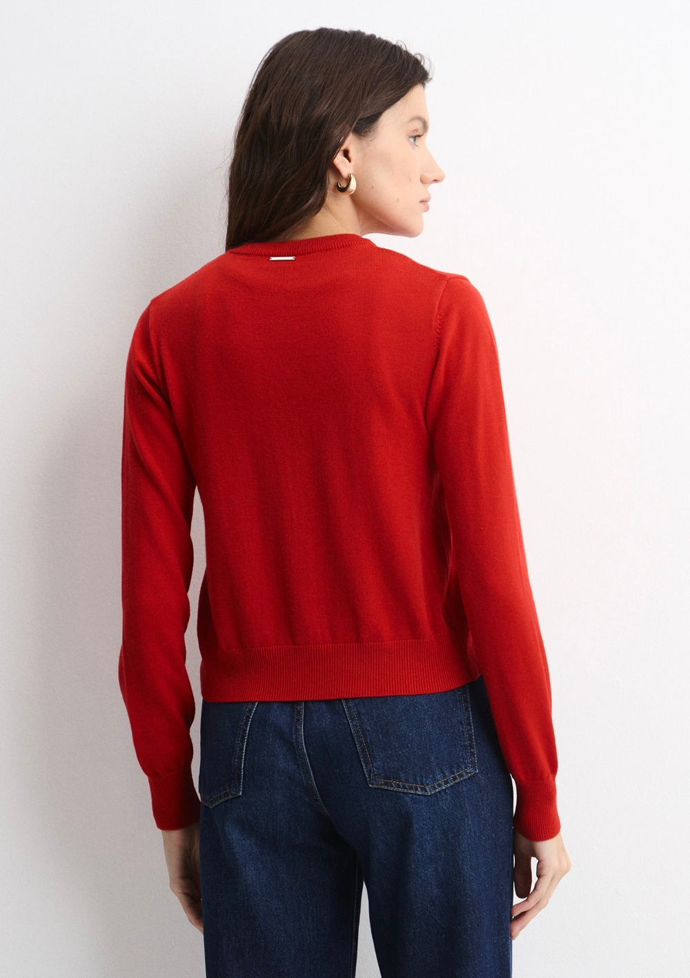 Джемпер на пуговках красный