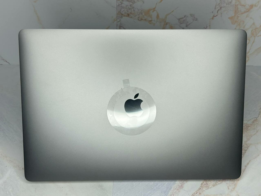 Ноутбук Apple Macbook PRO 16 A2141. Конфигурация: Конфигурация: I7-9750H/16GB/512GB/Radeon Pro 5300M/MacOS Catalina/3072 × 1920