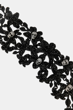 ZARA КОЛЬЕ-ЧОКЕР «ЦВЕТЫ И ЧЕРЕПА», ЧЕРНЫЙ