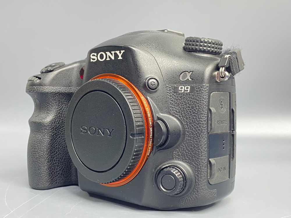 Sony A99 11.700 кадров