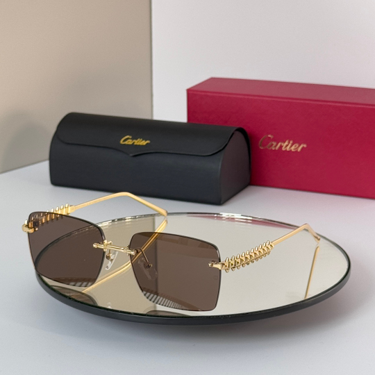 Солнцезащитные очки