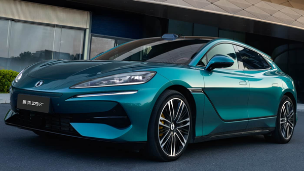 Denza Z9 GT: рекордные 1036 км запаса хода и зарядка за 9 минут Denza Z9 GT: рекордные 1036 км запаса хода и зарядка за 9 минут
