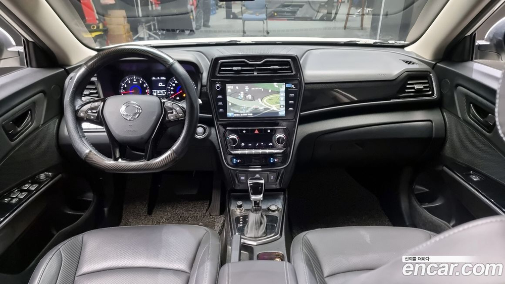 KG Mobility (Ssangyong) Very New Tivoli Бензин 1.5 2WD (06.2020)