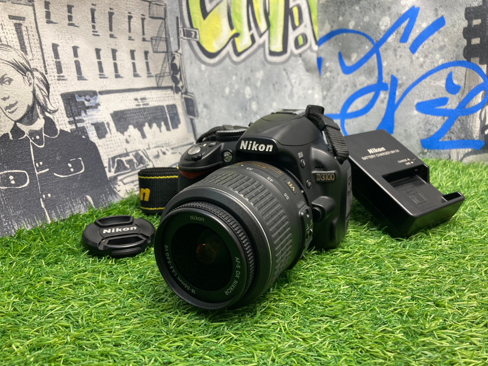 Nikon D3100 kit 18-55mm 10.700 кадров