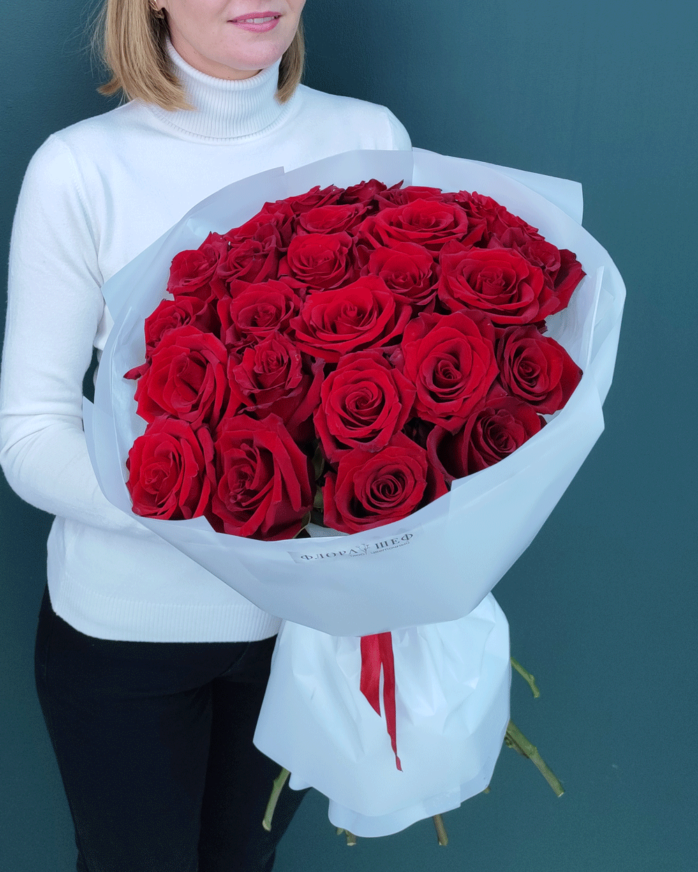 Роза красная Эксплорер,25 штук(00077)