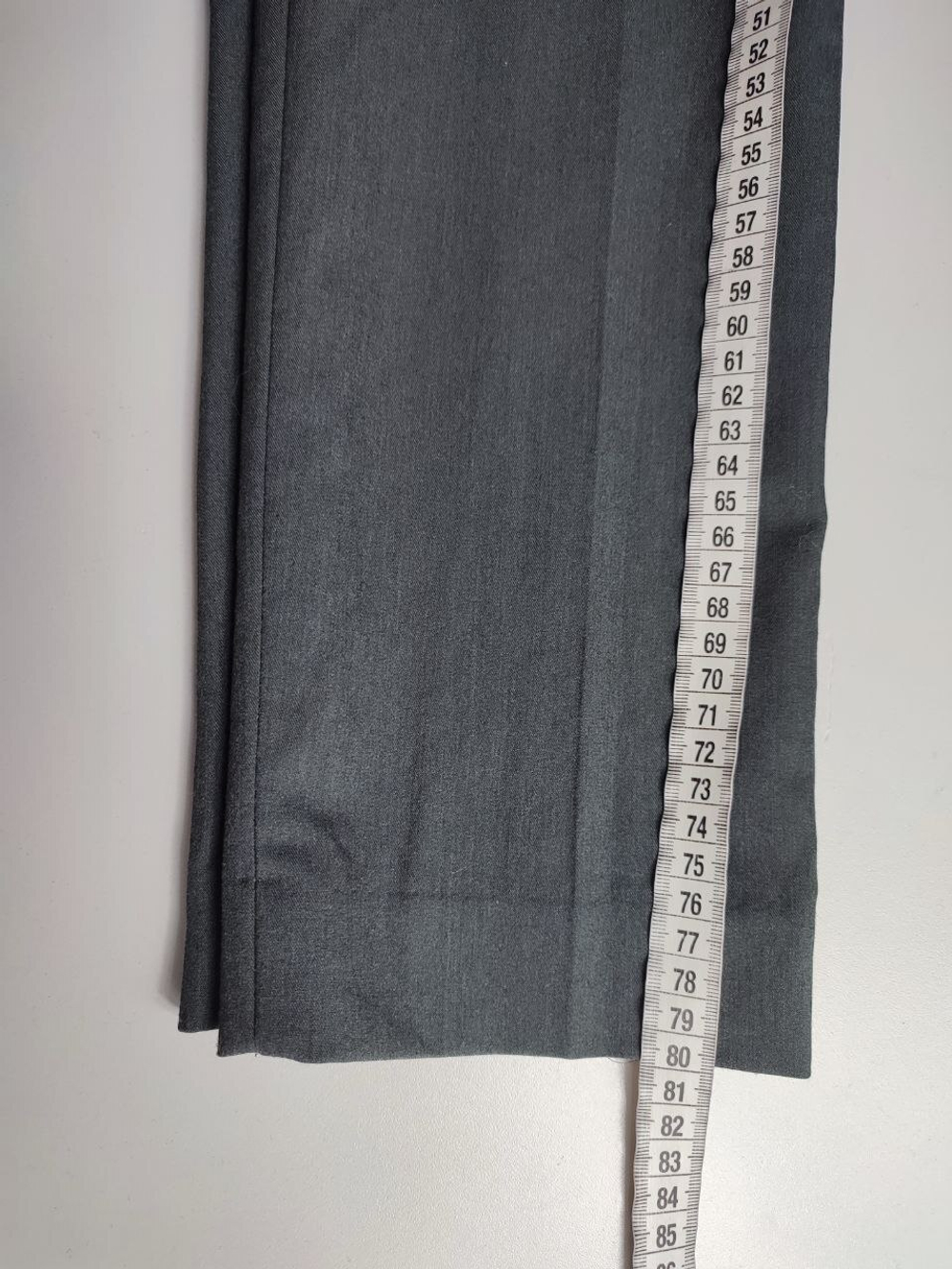 Брюки ZARA классические 42 размер