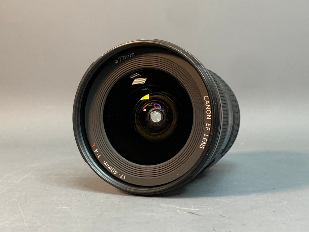 Canon EF 17-40mm f/4L USM