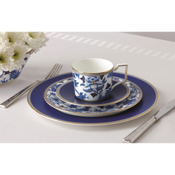 Wedgwood Тарелка обеденная "Гибискус" 27 см 40003895