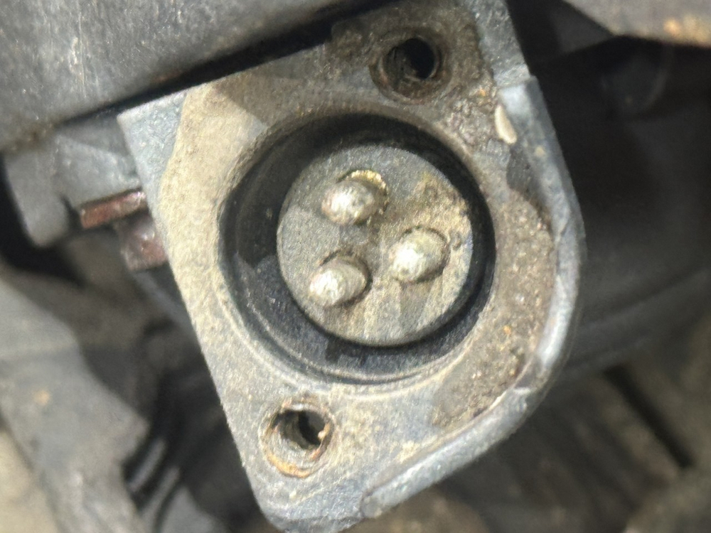 Суппорт задний правый