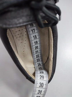 Ботинки черные на шнурках 36 размер, новые