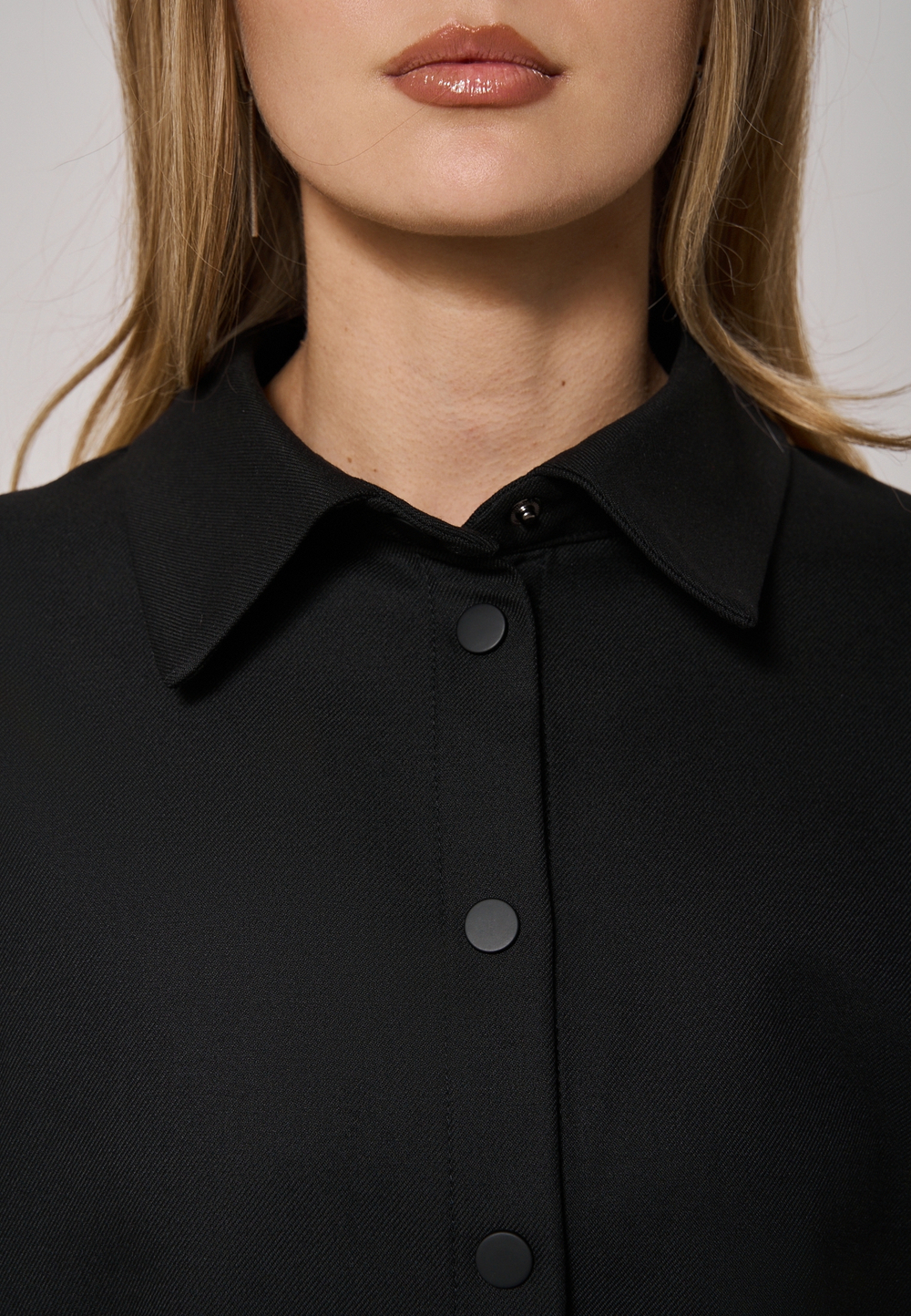 Рубашка-жакет укороченная черная