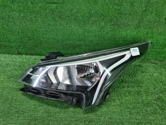 Фара левая Kia Rio 4 (2020-н.в.) галоген