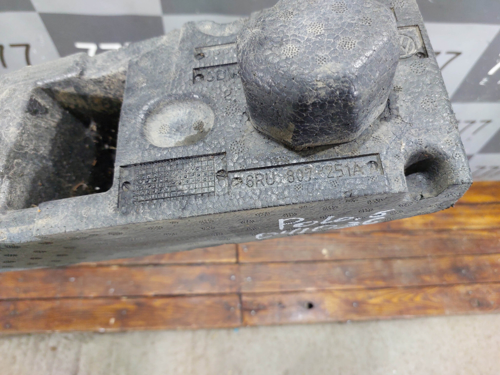 Абсорбер заднего бампера Volkswagen Polo 5 10-20 Б/У Оригинал 6RU807251A