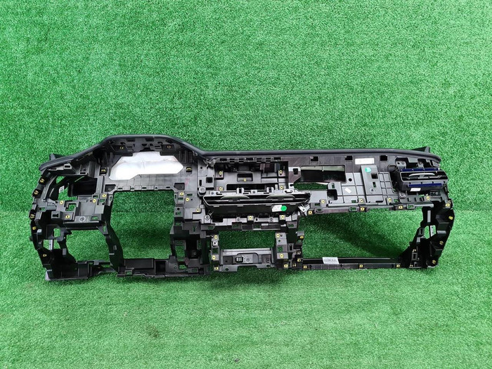 Торпедо Geely Monjaro (2021-н.в.)