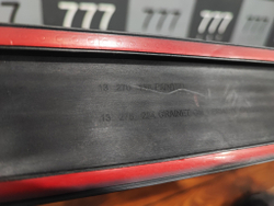 Молдинг двери передней левой Opel Corsa D Новый Оригинал 13270136