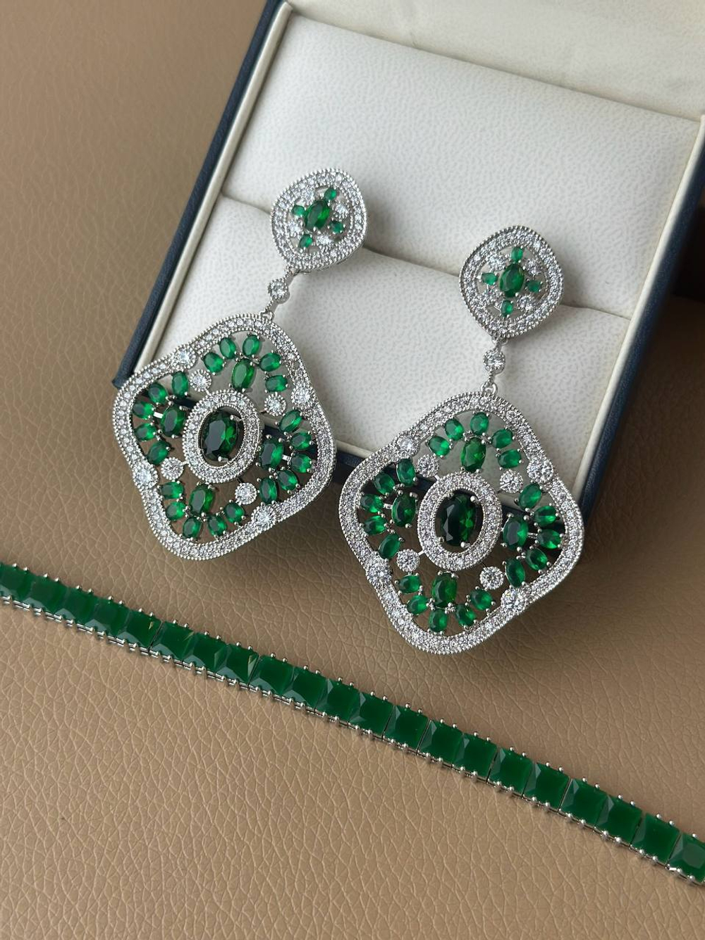 Серьги Boucheron