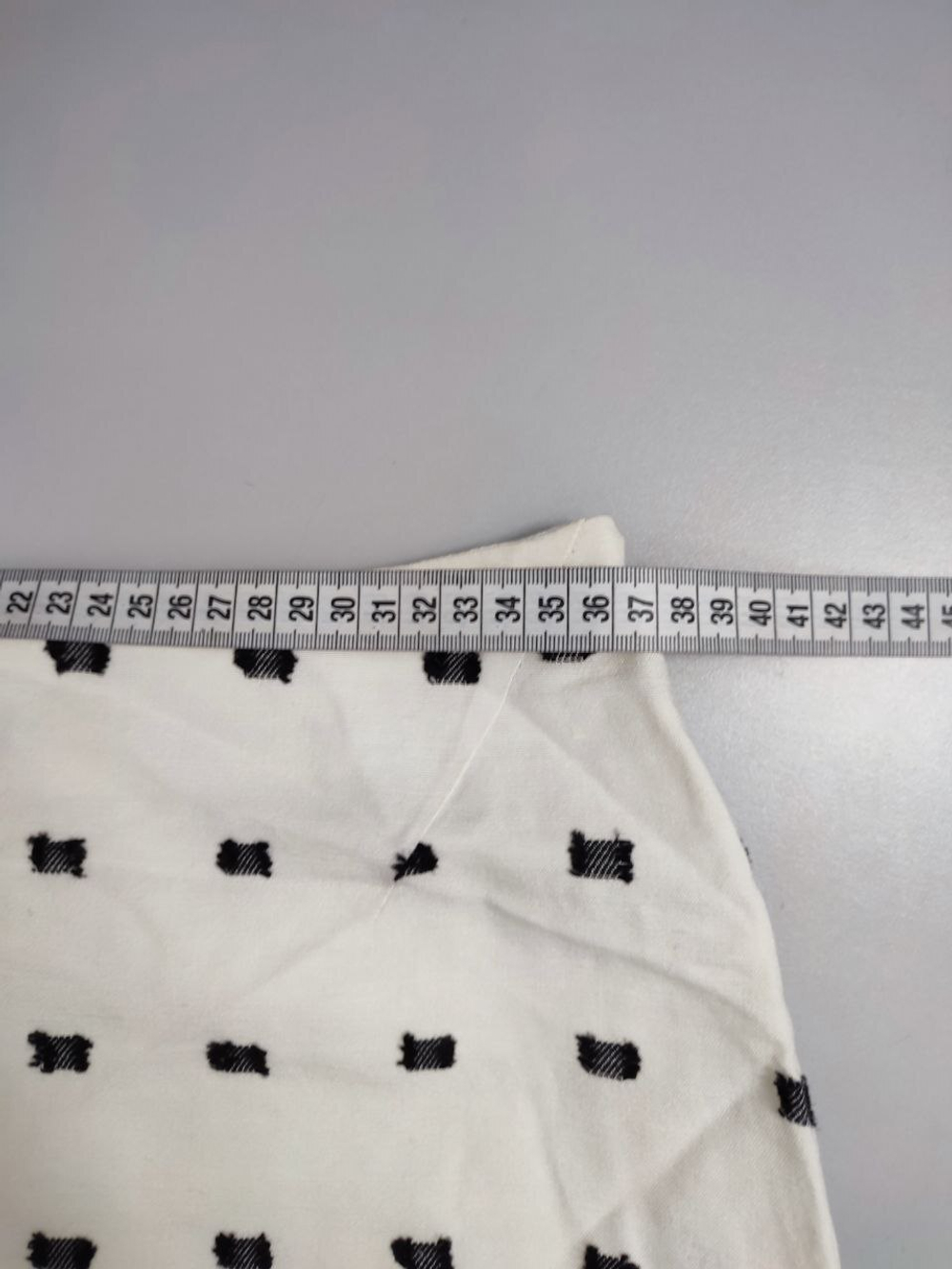 Костюм Caterina юбочный светлый 38 размер