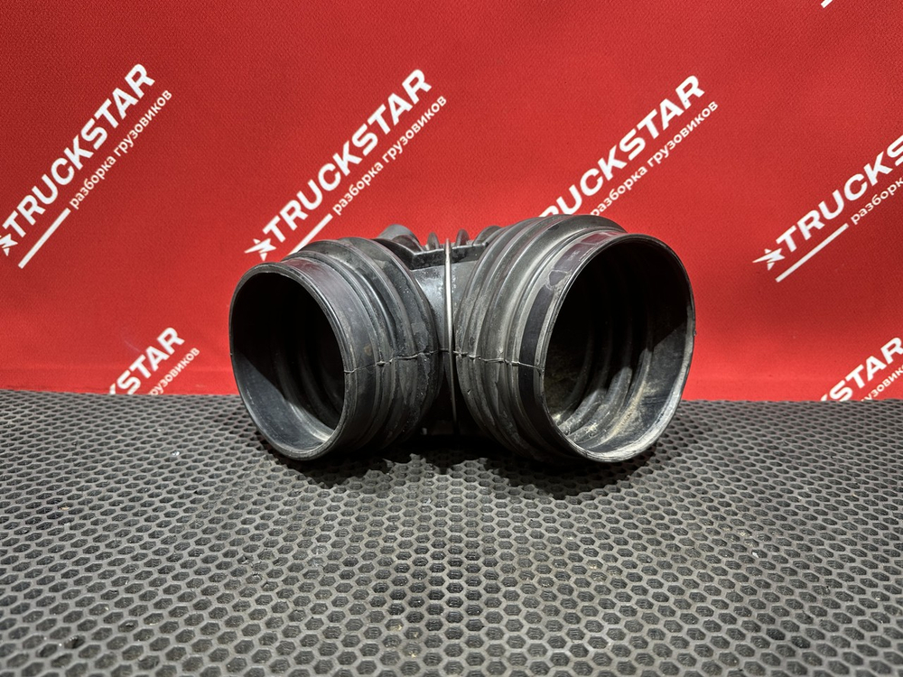 Патрубок воздушного фильтра