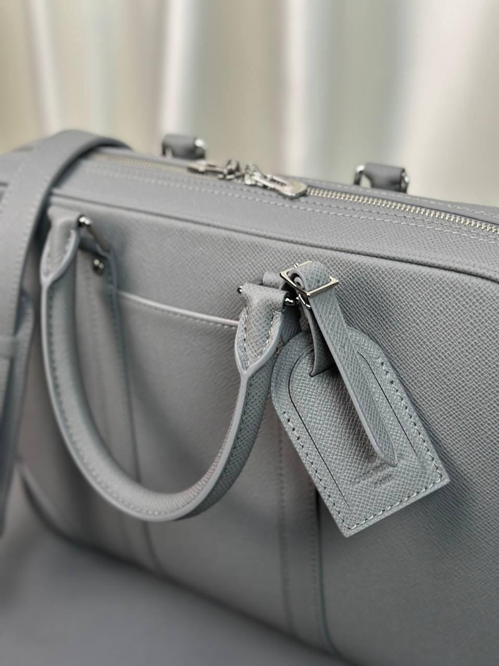 Портфель Louis Vuitton