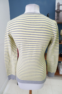 Кардиган Incity на пуговицах 46 размер