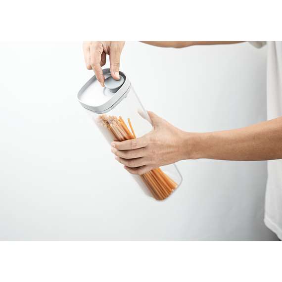 Контейнер для пищевых продуктов Lucky Mouse 2 л