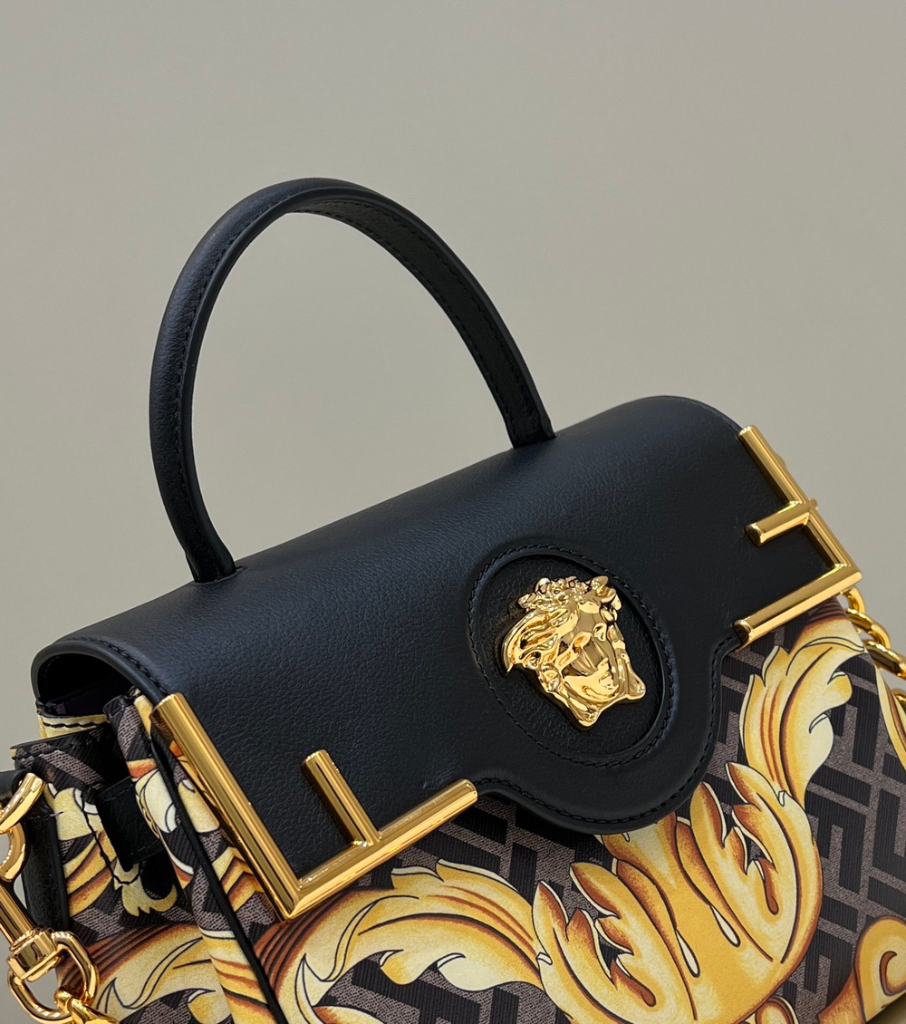 Fendi Versace Medusa 25 cm