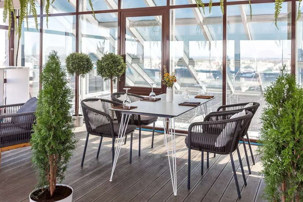 "Руссо" обеденный стол из HPL 150х80см, цвет "молочный"