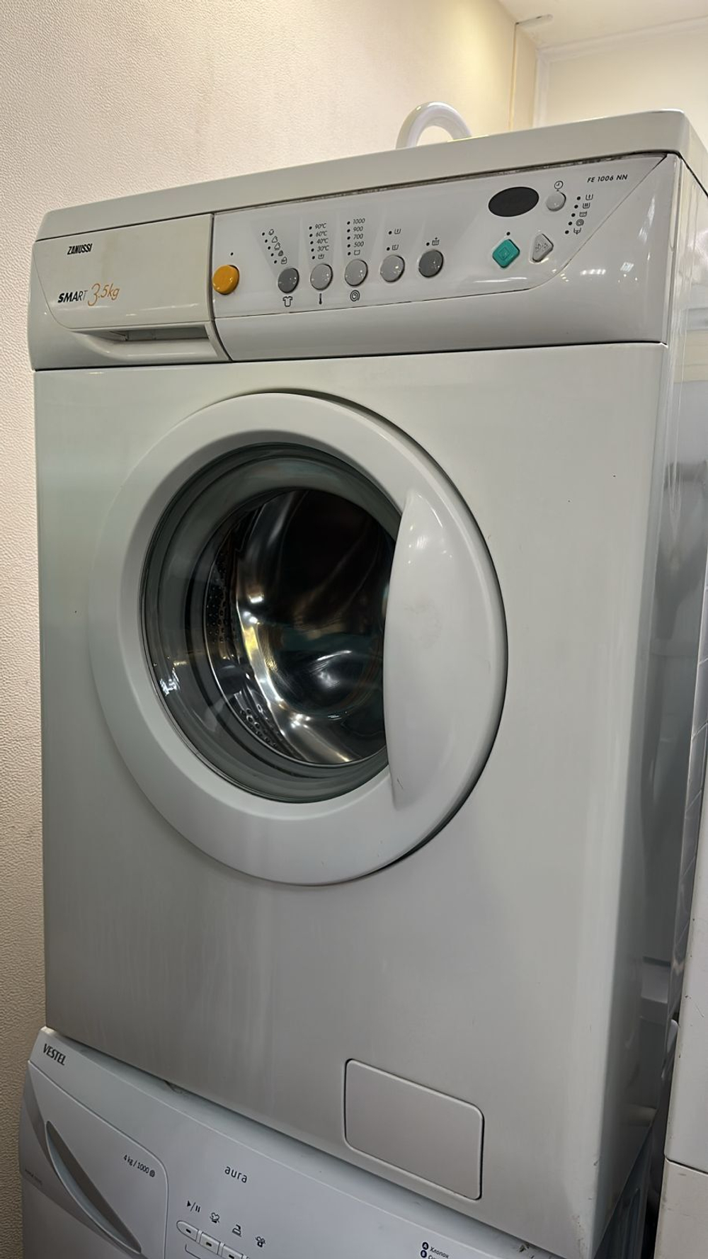 Стиральная машина Zanussi FE 1006N б/у
