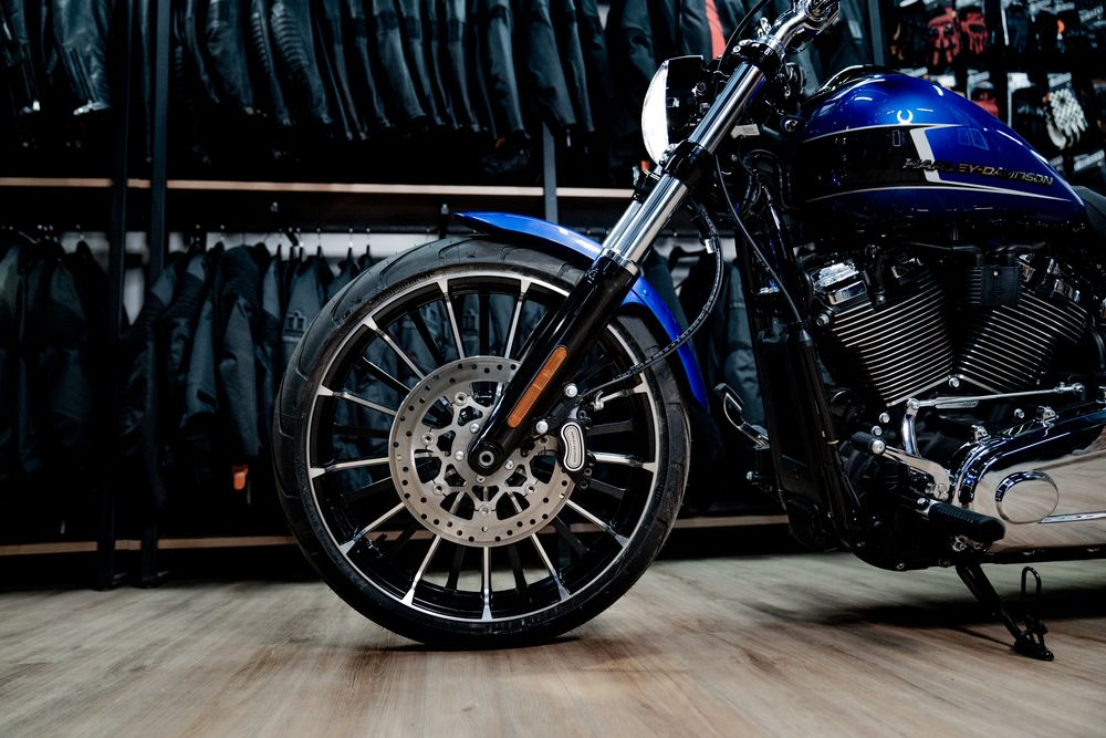 Breakout 117 Blue Burst, 2024 Пробег: 2 км