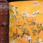 Кресло с львами