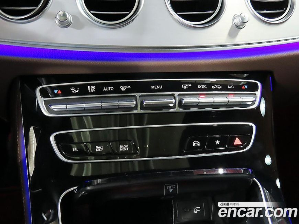 Mercedes-Benz E-Class W213 E250 Avangarde (08.2021)