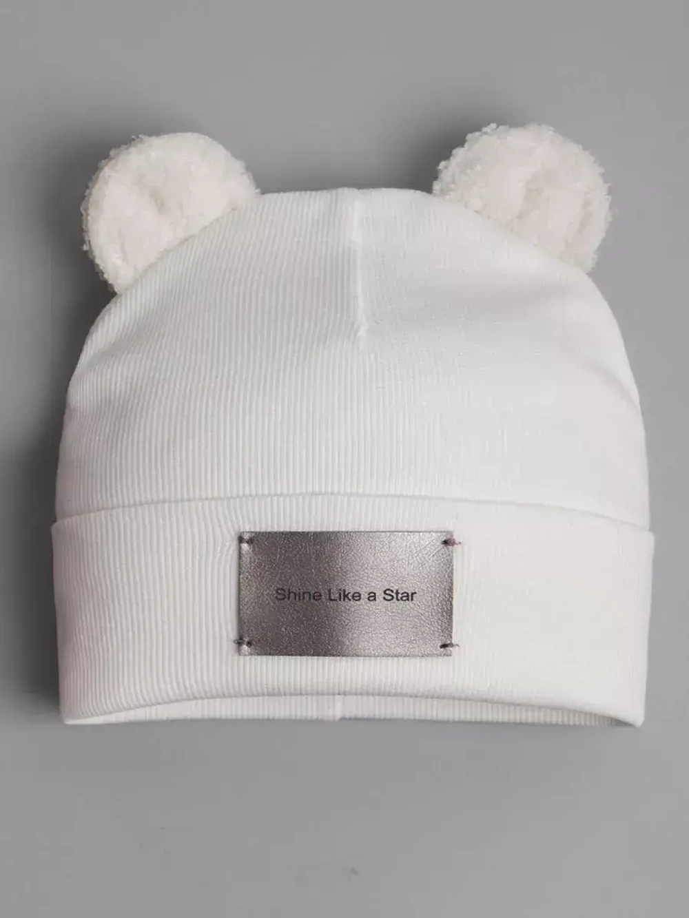 Шапка для мальчика с ушками на осень