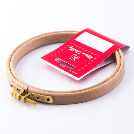 Пяльцы круглые с замком, бук, высота обода  12 мм, диаметр 12,5 см (10013160/090720/0348450/1_Турция