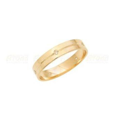 Кольцо из золота с фианитами