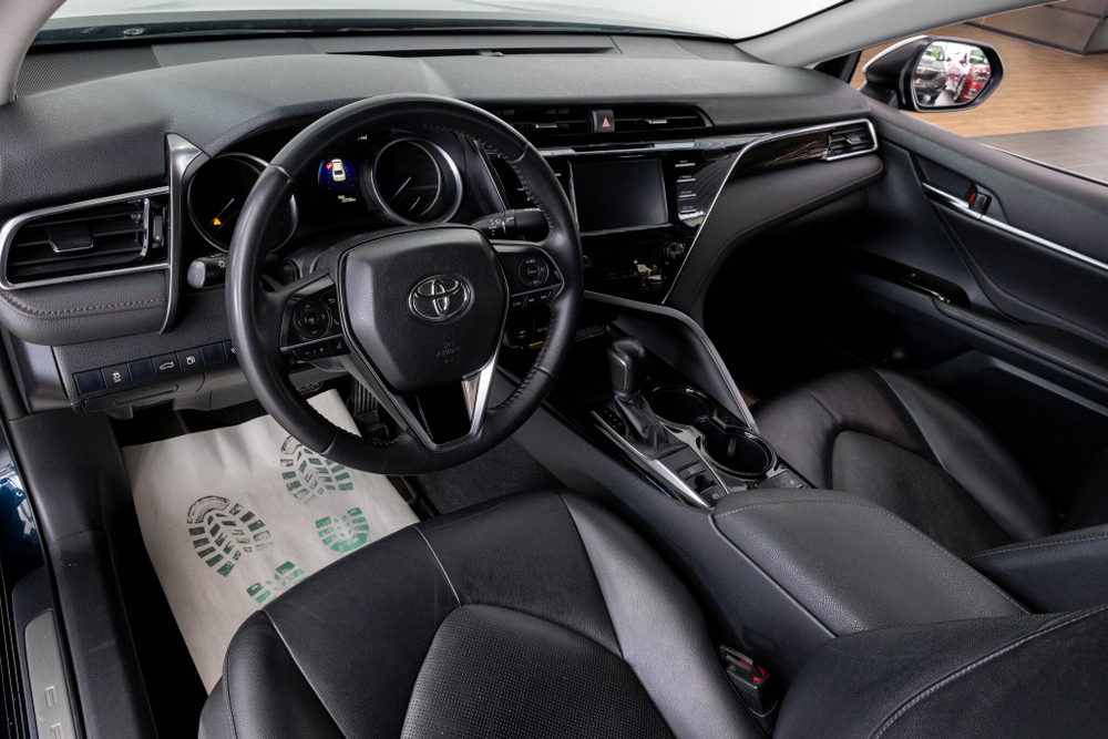 Toyota Camry, 2018 год