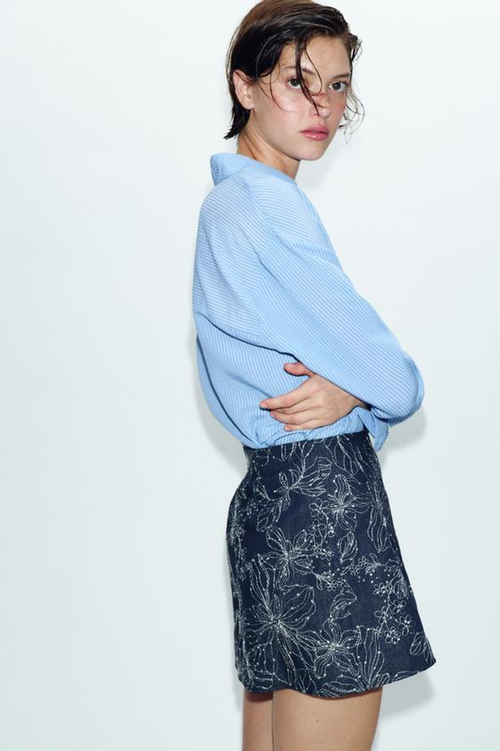 ZARA ЮБКА-ШОРТЫ С ВЫШИВКОЙ И ПАЙЕТКАМИ, СИНИЙ