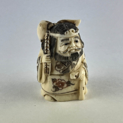 Статуэтка нэцкэ Бог Бисямонтэн (Тамонтэн)